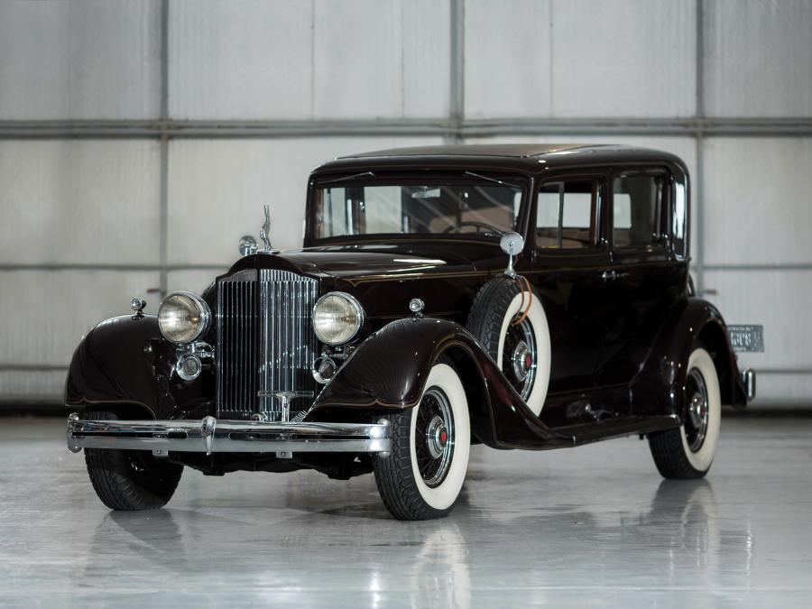  Packard Super Eight Club Sedan 1934 года  (фото 7 из 12)